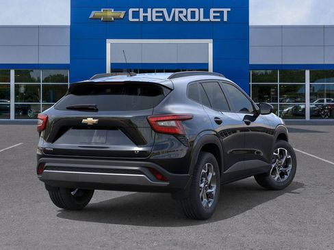 New 2026 Chevrolet Trax LT w/ Driver Confidence Package image 28