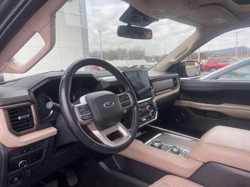 Used 2023 Ford Expedition Max Limited image 37