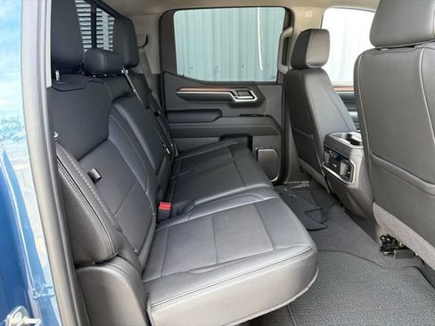 Used 2024 GMC Sierra 1500 Denali w/ Technology Package AWD/4WD image 24