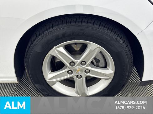 Used 2024 Chevrolet Malibu LT image 14