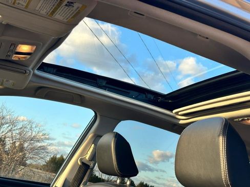 Used 2016 Subaru Forester 2.0XT Touring w/ Eyesight & Navigation System image 26