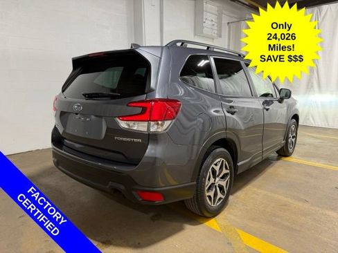Certified 2023 Subaru Forester Premium AWD/4WD image 3