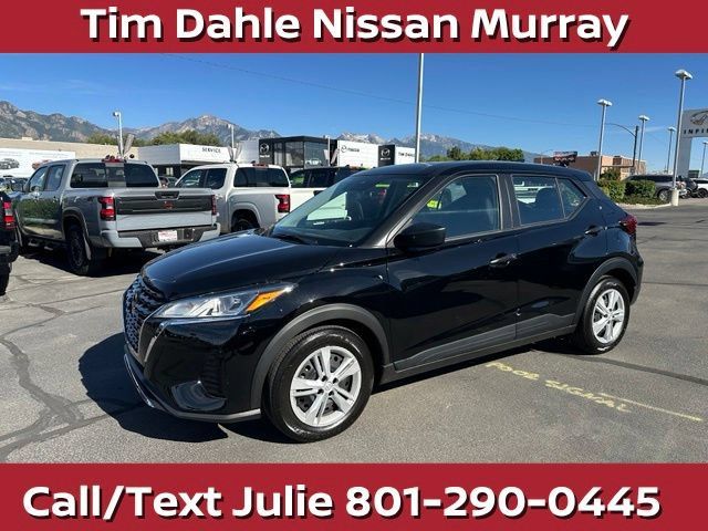 Used 2025 Nissan Kicks Play S FWD image 6
