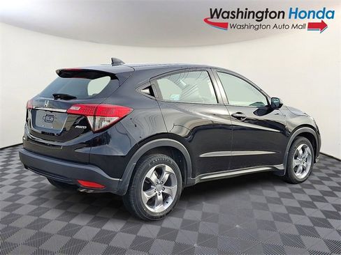 Certified 2019 Honda HR-V LX image 6