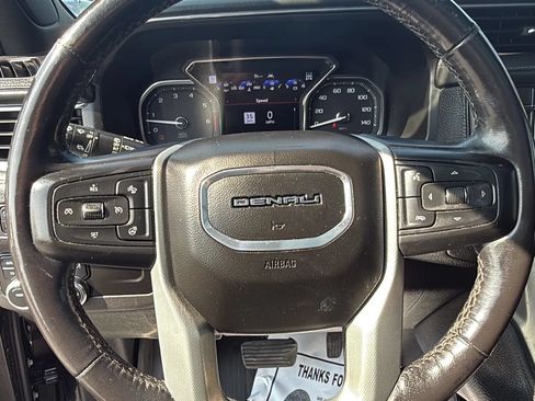 Used 2021 GMC Yukon XL Denali AWD/4WD image 18