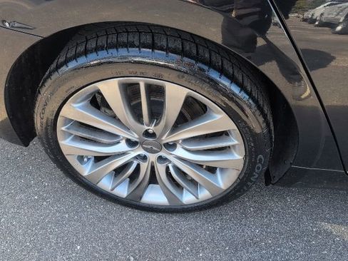 Used 2015 Hyundai Genesis 5.0 image 18