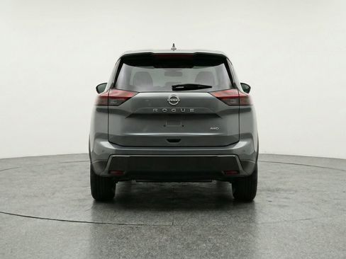 Used 2025 Nissan Rogue SV AWD/4WD image 7