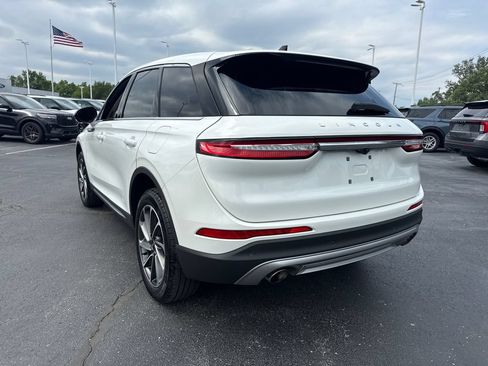 Used 2023 Lincoln Corsair AWD w/ Equipment Group 101A image 11