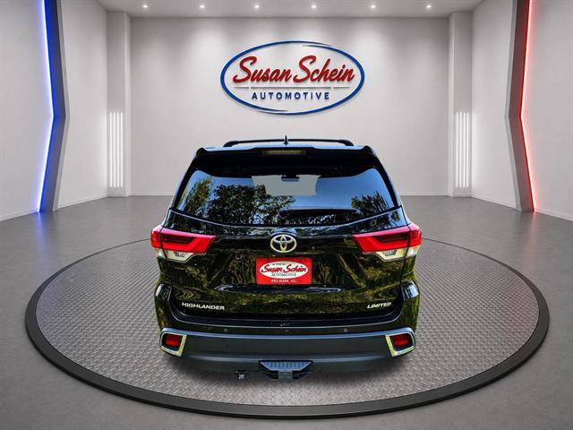 Used 2018 Toyota Highlander Limited FWD image 5