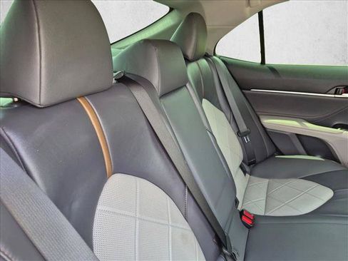 Used 2018 Toyota Camry XLE w/ Driver Assist Package FWD image 16