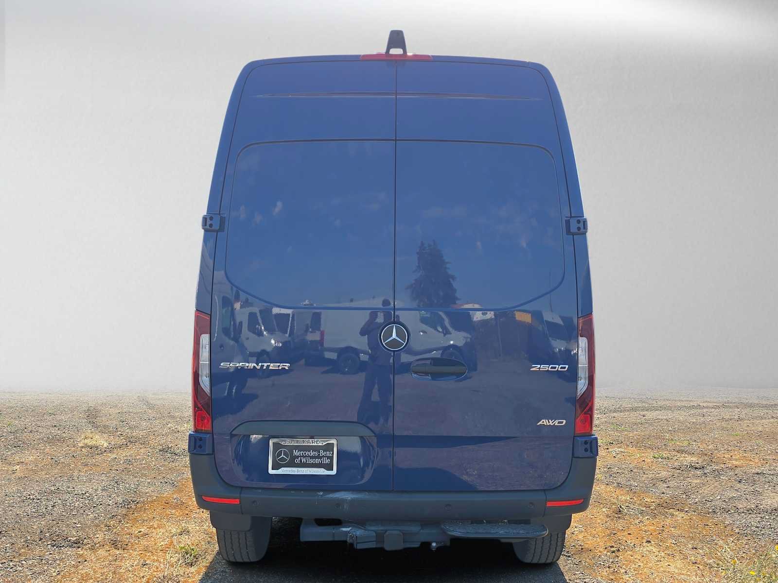 Used 2026 Mercedes-Benz Sprinter 2500 image 4