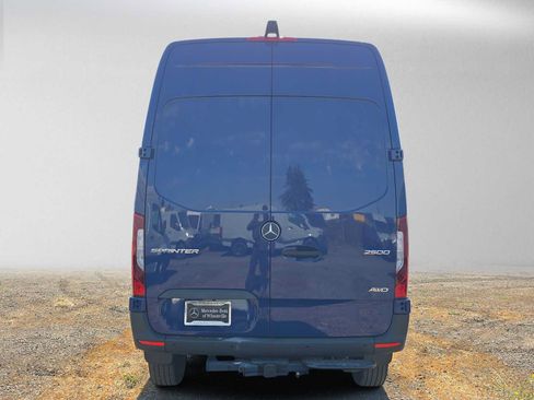 Used 2026 Mercedes-Benz Sprinter 2500 image 4