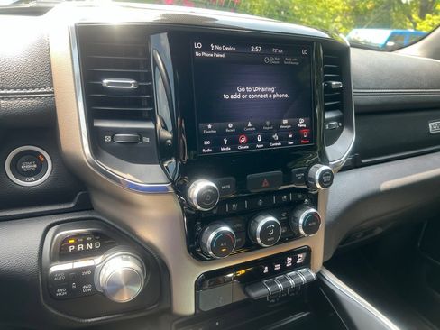 Used 2019 RAM 1500 Laramie w/ Sport Appearance Package AWD/4WD image 32