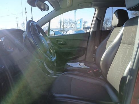 Used 2019 Chevrolet Trax LT w/ Driver Confidence Package image 15