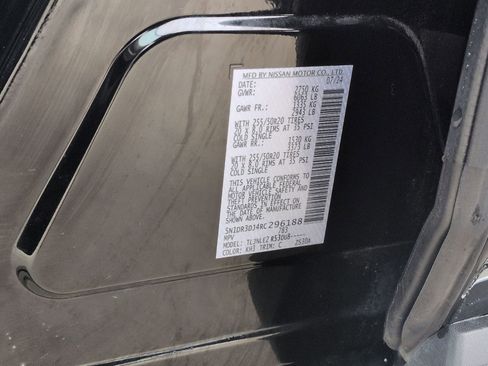 Certified 2024 Nissan Pathfinder Platinum w/ Cargo Package image 41