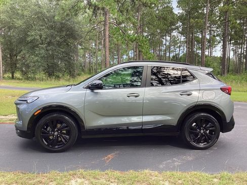 Used 2024 Buick Encore GX Sport Touring w/ Black Roof Package FWD image 2