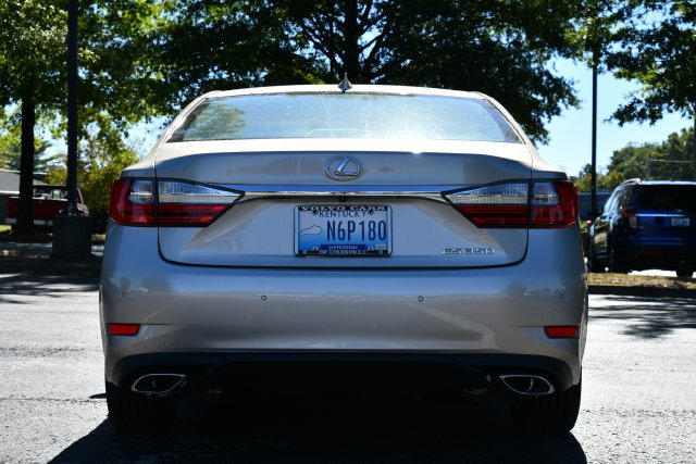 Used 2017 Lexus ES 350 w/ Luxury Package FWD image 6
