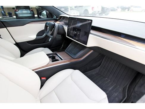 Used 2021 Tesla Model S Long Range AWD/4WD image 25