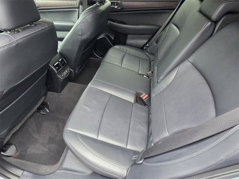 Used 2019 Subaru Outback 2.5i Limited image 11