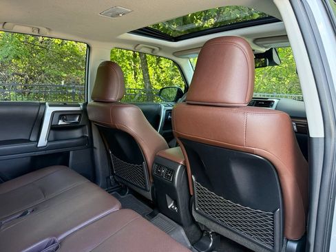 Used 2022 Toyota 4Runner Limited AWD/4WD image 39