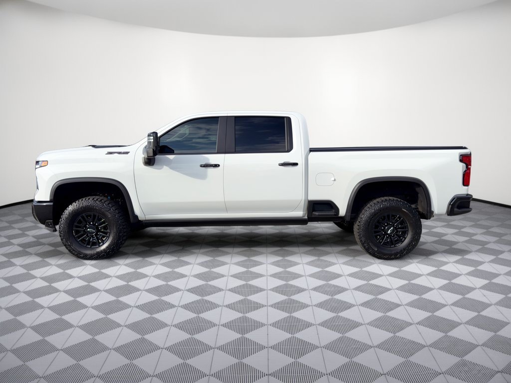 Certified 2025 Chevrolet Silverado 2500 ZR2 w/ Technology Package AWD/4WD image 2