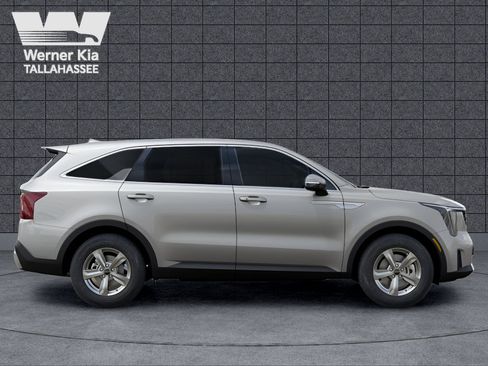 New 2026 Kia Sorento LX image 7