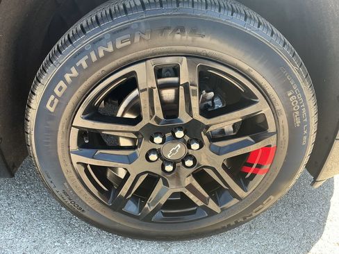 Used 2022 Chevrolet Traverse Premier w/ Redline Edition AWD/4WD image 12