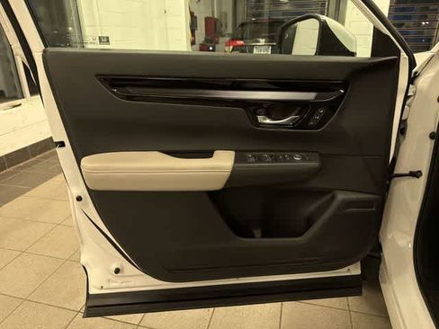 Certified 2025 Honda CR-V EX-L image 30