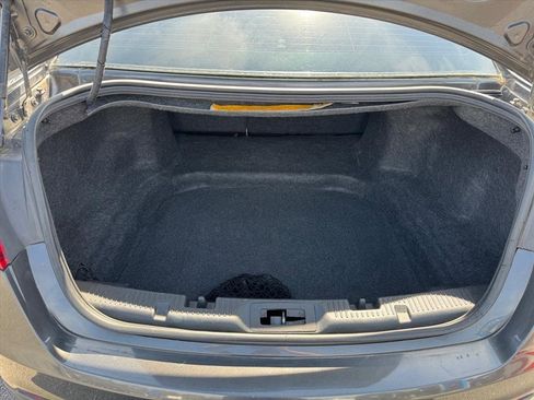 Used 2015 Ford Taurus Limited image 10