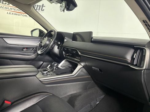 Used 2025 MAZDA CX-90 3.3 Turbo w/ Preferred Package AWD/4WD image 33