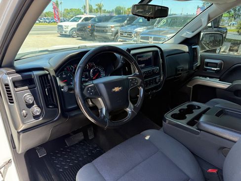 Used 2018 Chevrolet Silverado 1500 LT w/ Trailering Package image 12