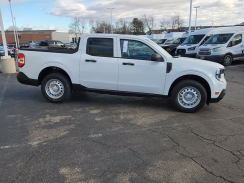 New 2026 Ford Maverick XL w/ Equipment Group 101A image 18