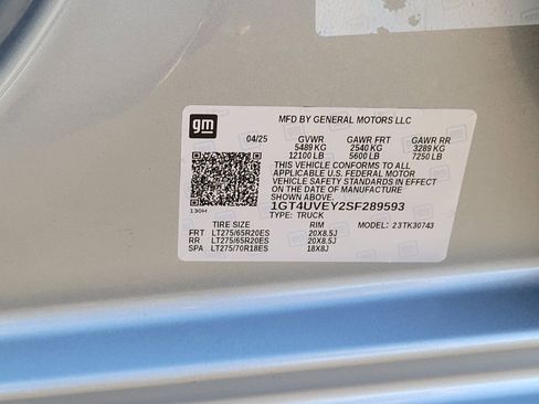 Used 2025 GMC Sierra 3500 AT4 w/ AT4 Premium Plus Package image 21