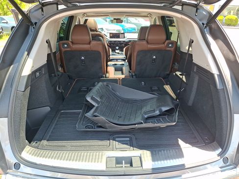 Used 2022 Acura MDX SH-AWD w/ Advance Package image 30