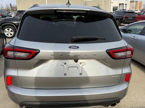 Used 2024 Ford Escape ST-Line image 4