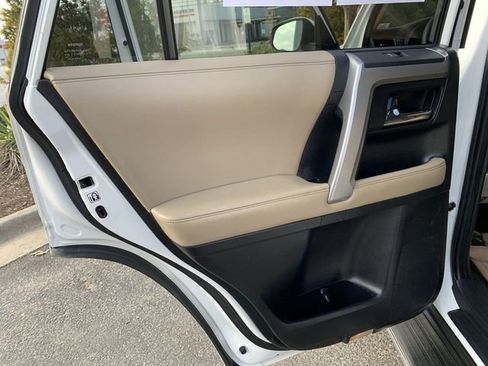 Used 2018 Toyota 4Runner SR5 image 15