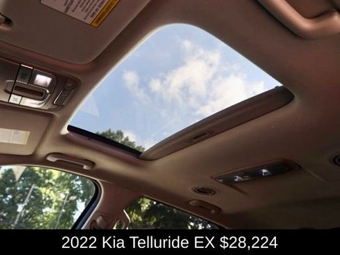 Used 2022 Kia Telluride EX w/ EX Premium Package FWD image 6
