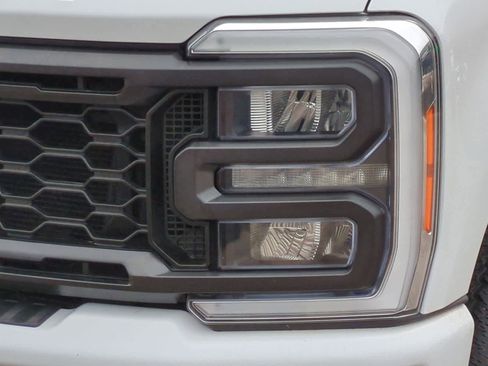 Used 2023 Ford F250 XL w/ STX Appearance Package image 11