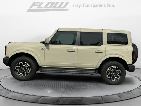 Used 2025 Ford Bronco Outer Banks AWD/4WD image 5