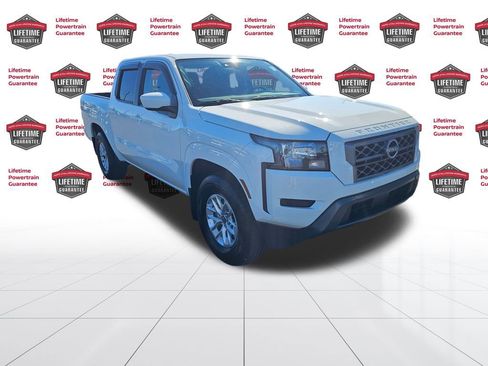 Used 2024 Nissan Frontier SV w/ Technology Package image 5