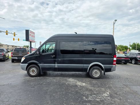 Used 2013 Mercedes-Benz Sprinter 2500 image 24
