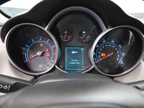 Used 2012 Chevrolet Cruze LS FWD image 29