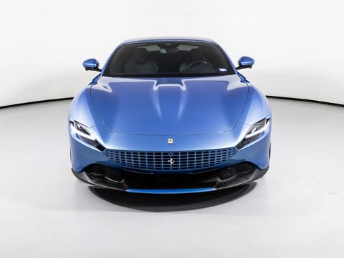 Used 2024 Ferrari Roma image 7