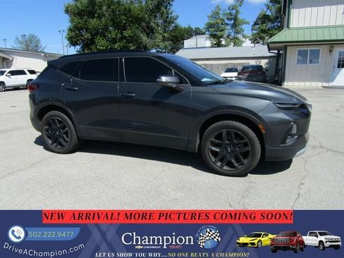 Used 2020 Chevrolet Blazer LT FWD image 3