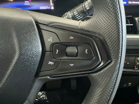 Used 2025 Chevrolet TrailBlazer LT AWD/4WD image 42