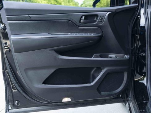 Used 2025 Honda Odyssey Sport-L image 36