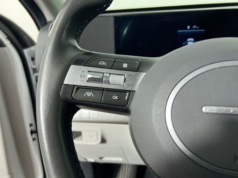 Used 2024 Hyundai Kona SEL FWD image 16