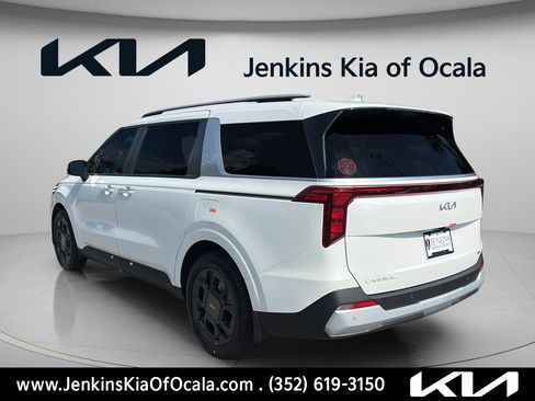 New 2026 Kia Carnival EX FWD image 5