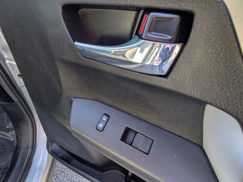 Used 2017 Toyota RAV4 XLE image 33