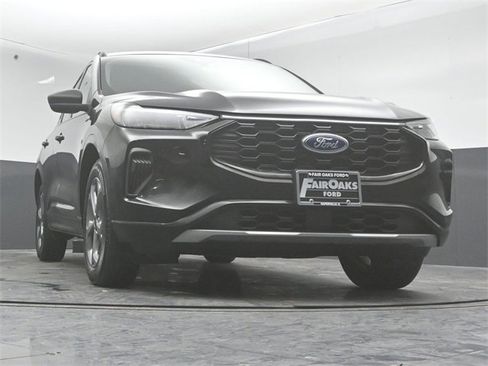 Used 2024 Ford Escape ST-Line w/ Equipment Group 301A image 37